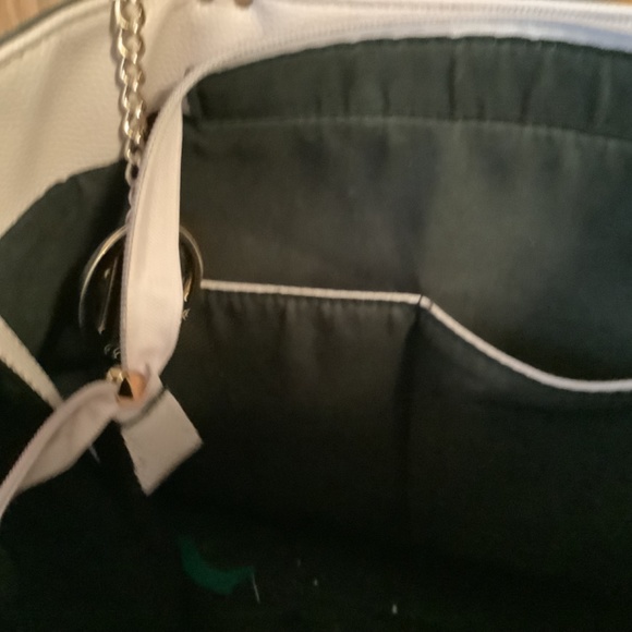 MK Purse - Picture 6 of 7